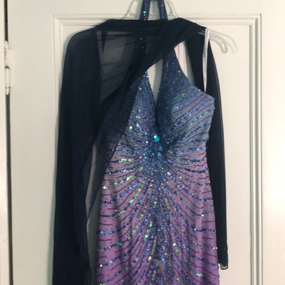 Prom dress - Picture 4 of 4